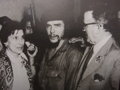 Che junto a sus padres