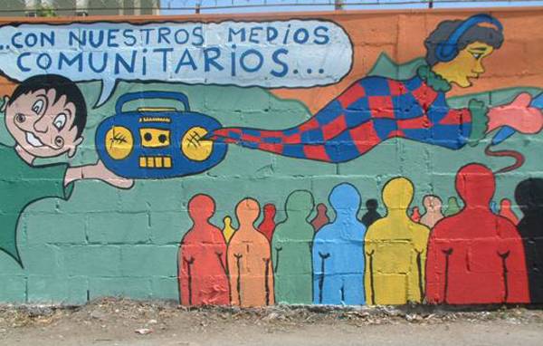 MEDIOS-COMUNITARIOS