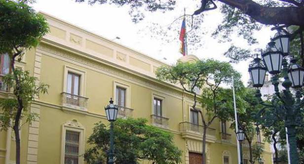 casa_amarilla
