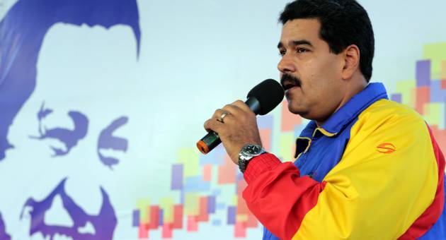 maduro_barrio_nuevo_tricolor_aragua_41384816619