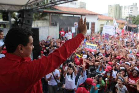 maduro_metro_los_teques_71385928621