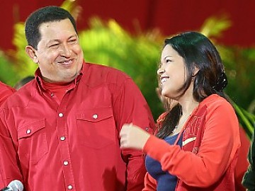 chavez_y_su_hija_mara_gabriela