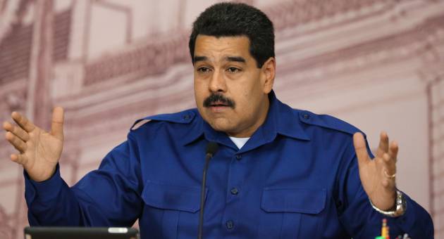 maduro_rueda_prensa_miraflores_21388432305