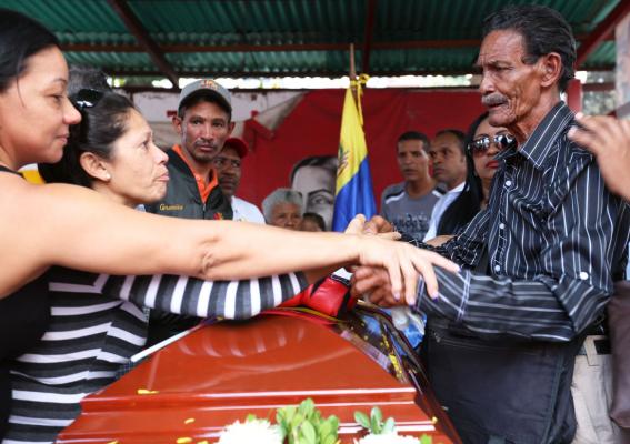 27-02-14 Ultimo Adios a Antonio Cermeño (5)