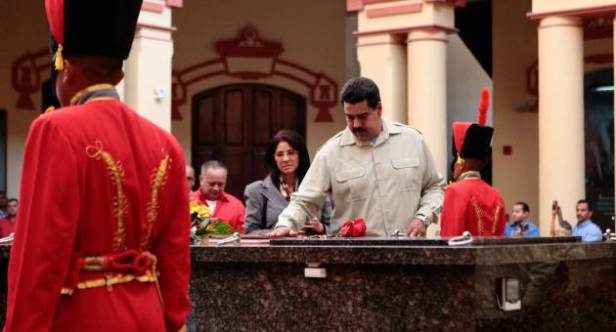 maduro_cuartel_montana_10_meses_31388958453
