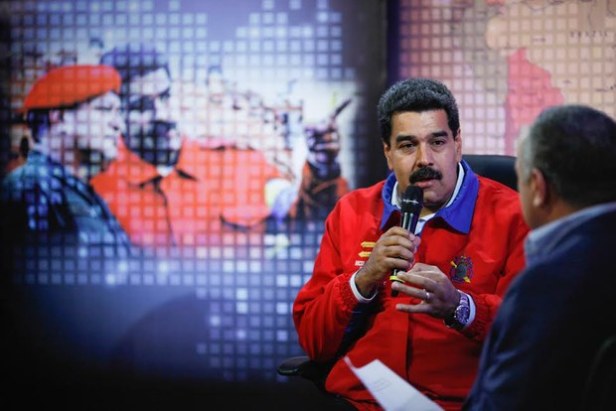 maduro_diosdado_maso_dando