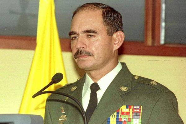Brigadier General Jaime Humberto Uscátegui (condenado a 37 años de prisión por esos hechos