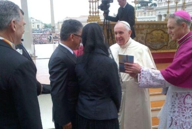 f984e372-c8c8-4e30-8668-b1a39c4f265a