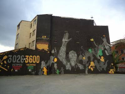 Mural en honor a las víctimas en Calle 26 frente al Cementerio Central terminado hace algunos meses.