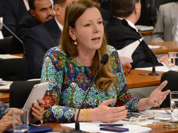 Vanessa-Grazziotin-brasil-580x435