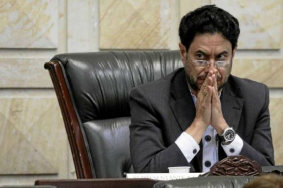 afd8d4e1840cbac7857474d734a50ce4