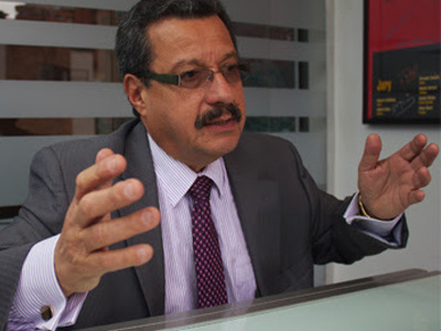 CARLOS-A-LOZANO-G-28