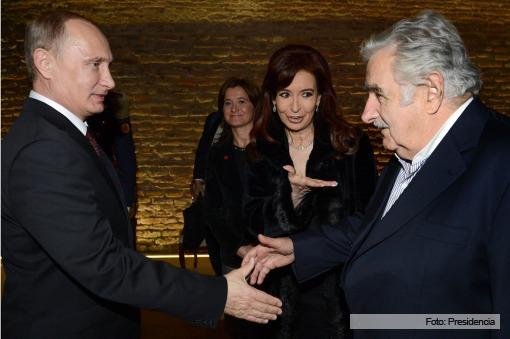 putin y mujica