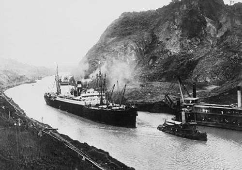 Canal_de_Panamá_15_agosto_1914