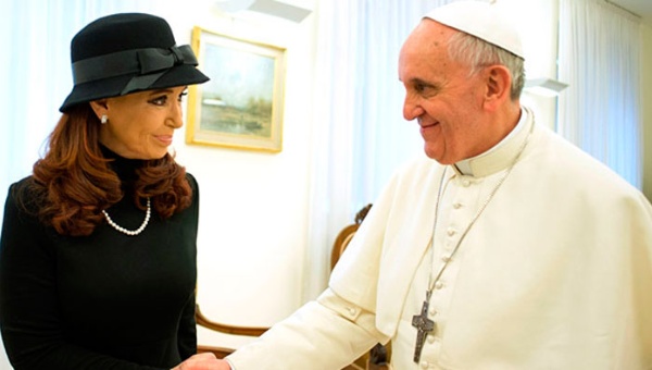 La jefa de Estado se reunió tres veces con Jorge Bergoglio desde que comenzó su pontificado. (Foto: Archivo)