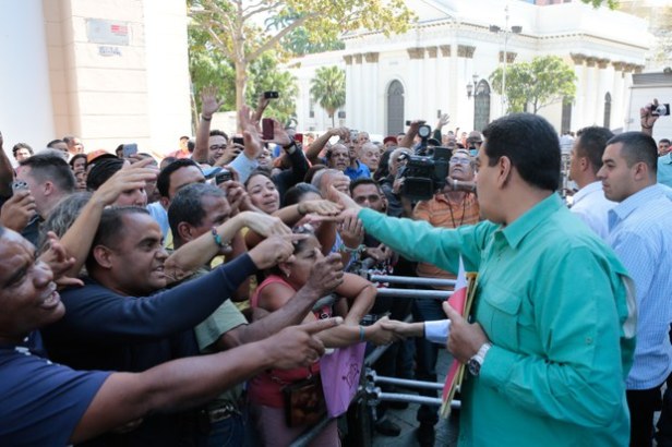 54.3% de los venezolanos encuestados valoraron positiva la gestión del presidente de la República, Nicolás Maduro.