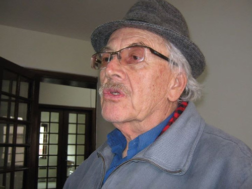 Víctor Matiz, subdirector de la Corporación de solidaridad y hermandad COLCUBA Vilma Espín, integrante del Movimiento de Colombianos Solidarios con Cuba