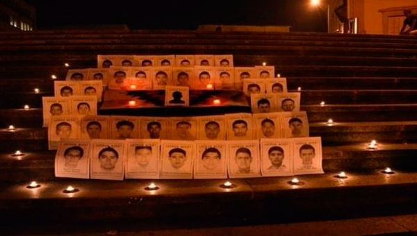 El sacerdote Alejandro Salalinde pidió a estudiantes y jerarquía católica que den una respuesta de emergencia ante un país que está a punto de incendiarse. (Foto: archivo)