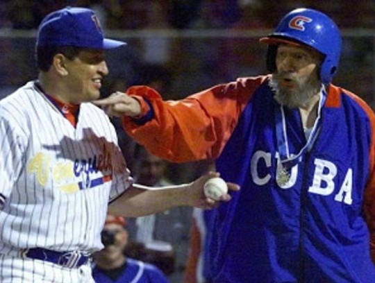 Fidel-y-Hugo-juego-de-béisbol