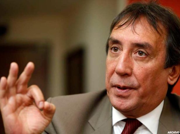 EMBAJADOR COLOMBIANO