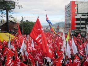 elsalvador-fmlnbanderas