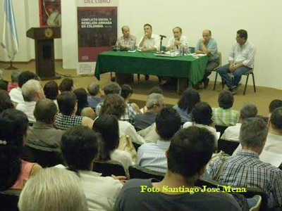 Cali-Lanzamiento-libro-conflicto-10