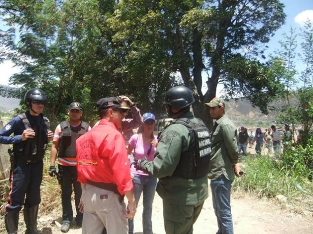 Autoridades consulares de Colombia