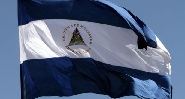NICARAGUA-BANDERA