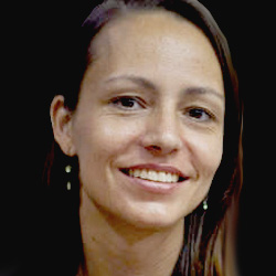 alexandra-narino-250