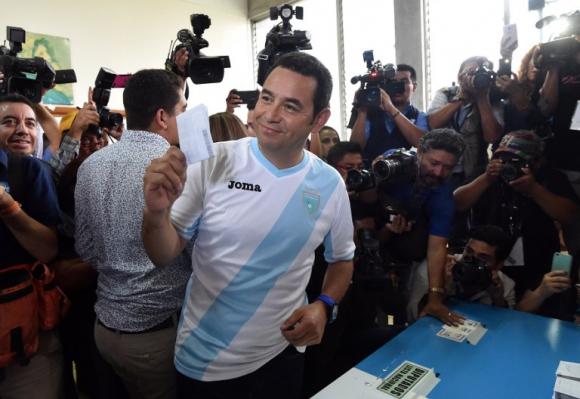Jimmy Morales-3