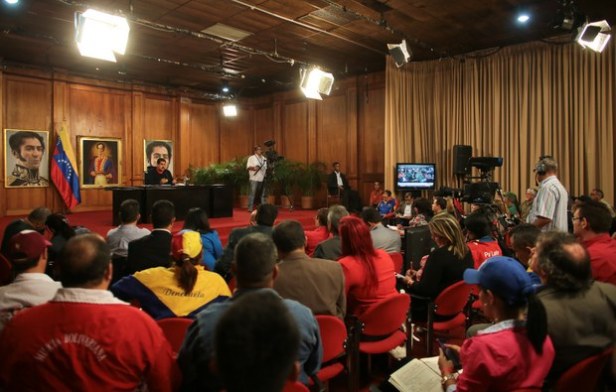 af840700-e284-4ec4-9c8c-ca6d7e7cd544