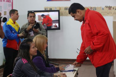 NICOLAS-MADURO-ELECCIONES-3