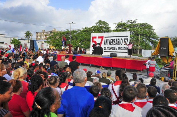 Acto_por_el_57_Aniversario_del_Triunfo_de_la_Revolución_136_redimensionar