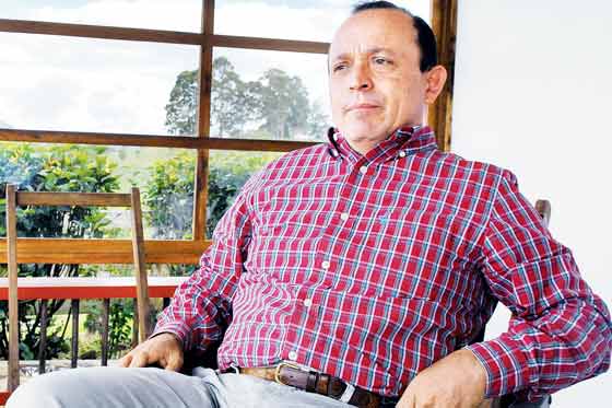 santiago-uribe-velez