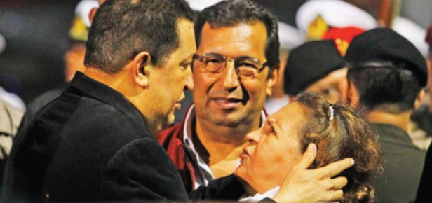 HUGO-CHAVEZ-ADAN-Y-DOÑA-ELENA