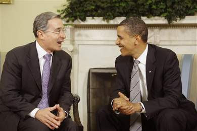 Uribe-Obama24
