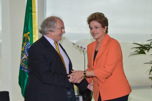 adolfo-perez-esquivel-dilma-rousseff