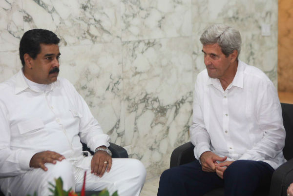 maduro-y-kerry-1