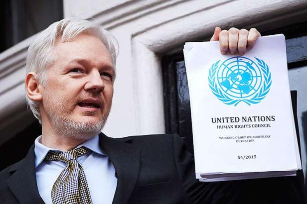 assange-04-1016