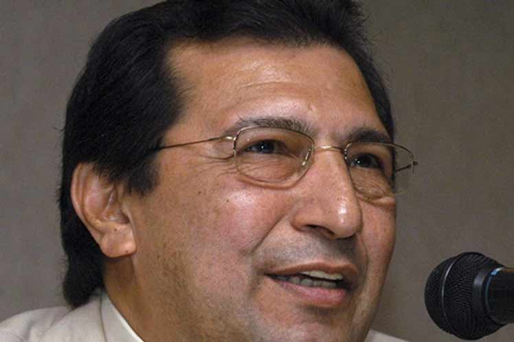 adam-chavez