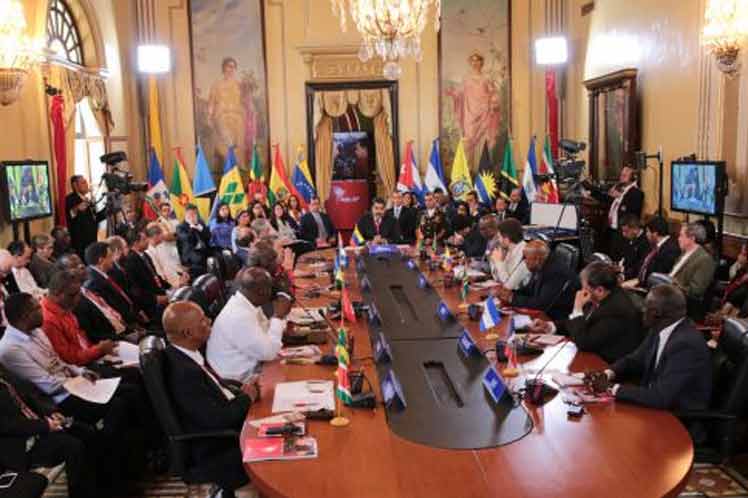 maduro-cumbre1