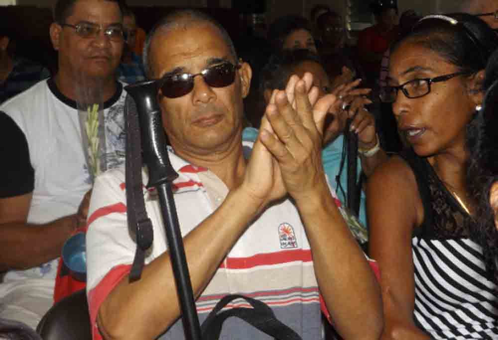 Destaca Granma por su labor social con personas&nbsp;sordociegas
