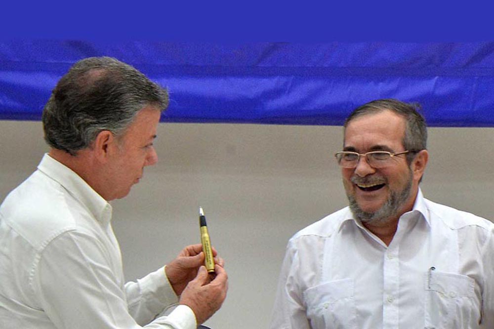 Colombia amanece hoy con su mayor guerrilla totalmente&nbsp;desarmada