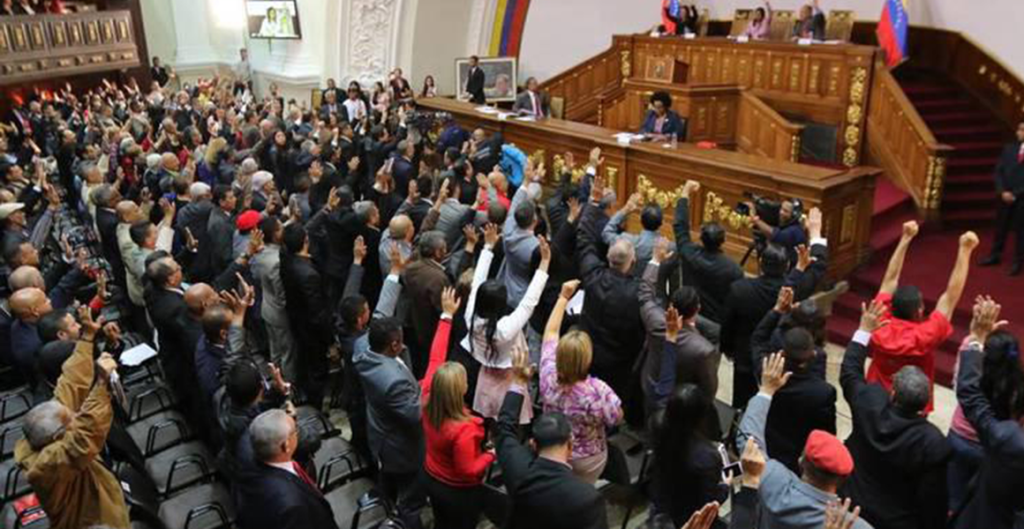 Asamblea Constituyente convoca al presidente Maduro a presentar memoria y&nbsp;cuenta