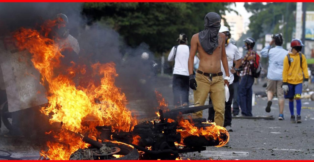 Denuncia Maduro intensiones opositoras de volver a acciones&nbsp;violentas.