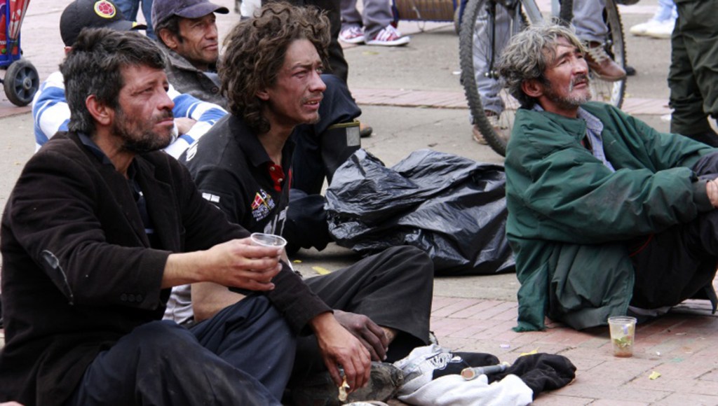 Bogotá- Complicada situación en el barrio Veraguas por habitantes de calle&nbsp;(Video)