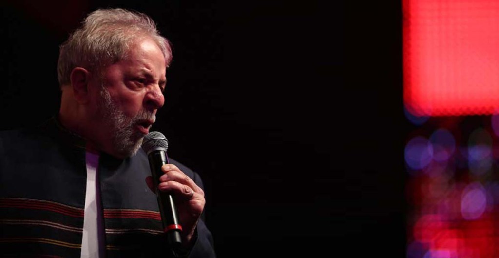 Lula ratifica que seguirá luchando por la dignidad de los&nbsp;brasileños
