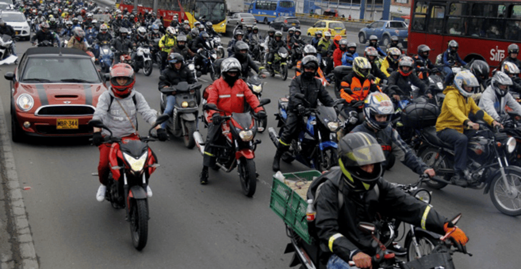 Motociclistas rechazan en Bogotá medidas restrictivas de&nbsp;Peñalosa