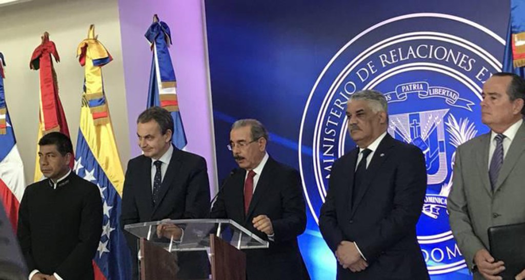 Oposición desconoce acuerdo con el Ejecutivo y frena proceso de&nbsp;diálogo