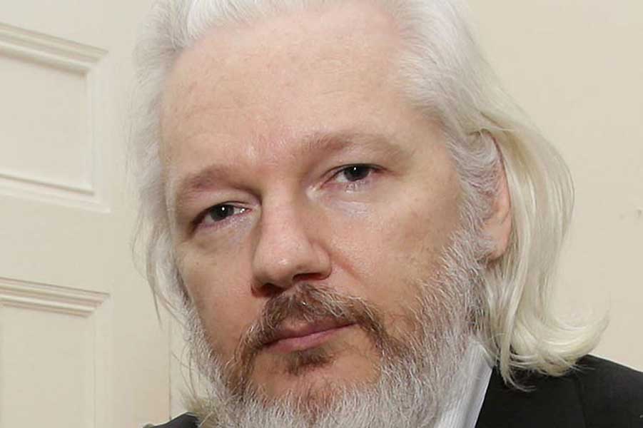 Cancillería británica califica a Julian Assange de miserable&nbsp;gusanito